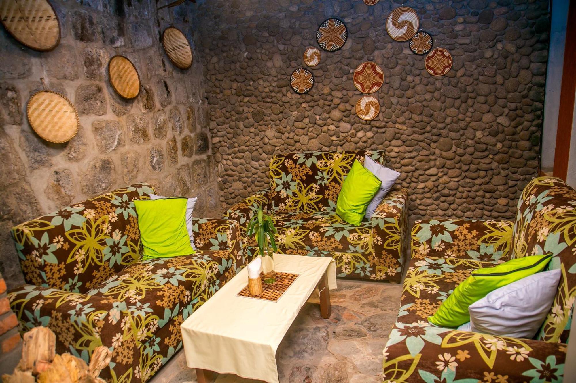 Karisimbi Cave Resort Рухенгери Экстерьер фото